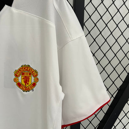 Manchester United 02/03 Away