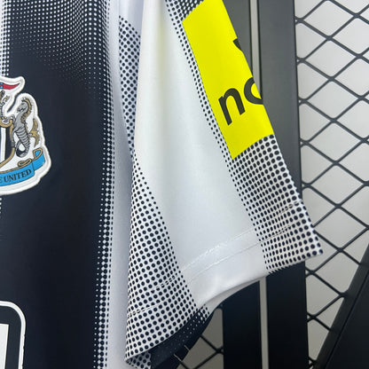 Newcastle 25/26 Home