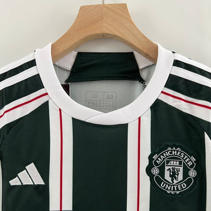 Manchester United 23/24 Away
