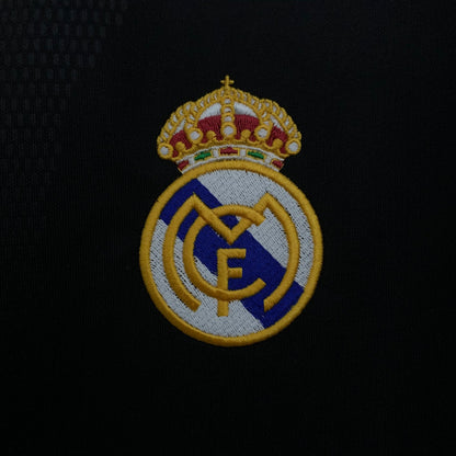 Real Madrid 01/02 Away