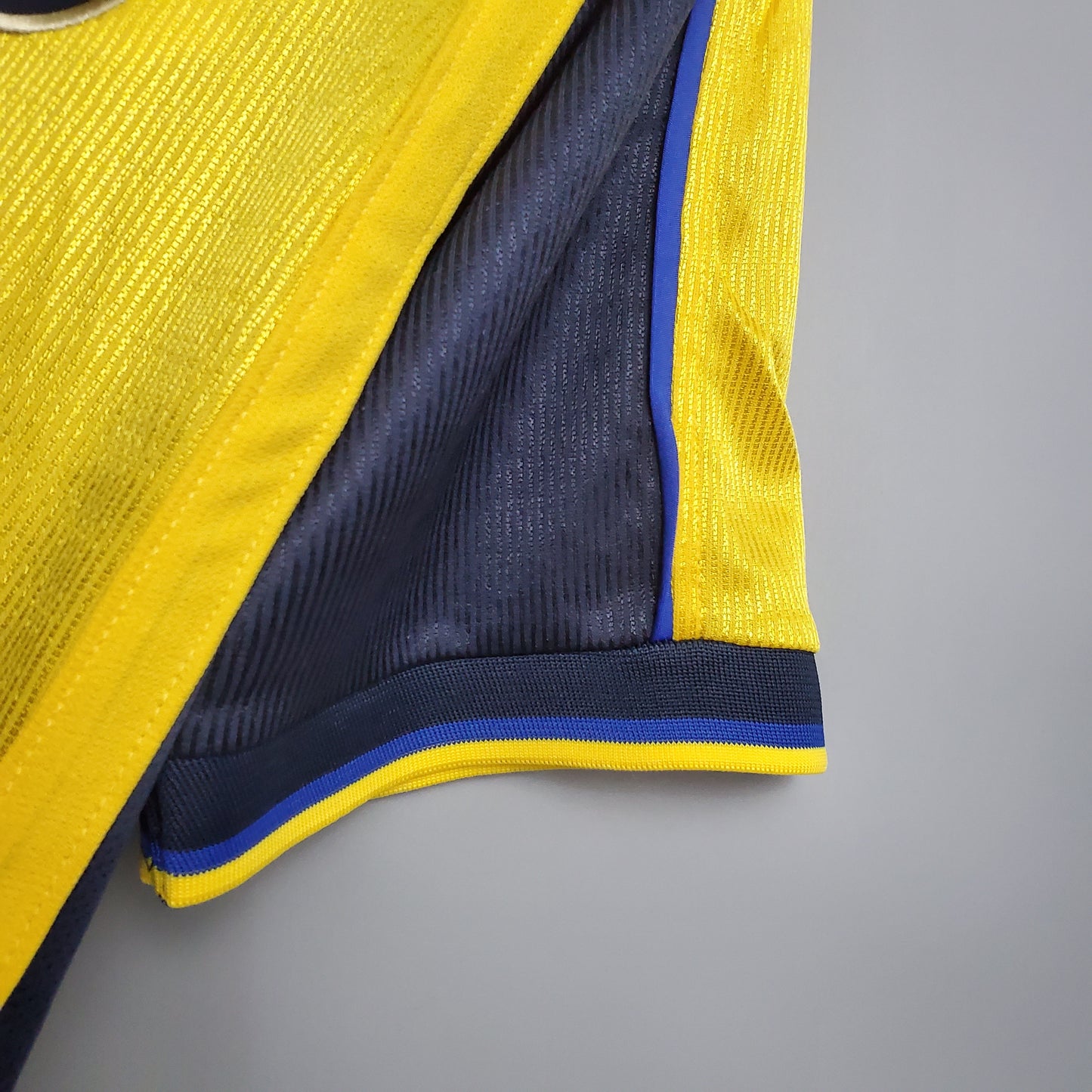 Arsenal 99/00 Away