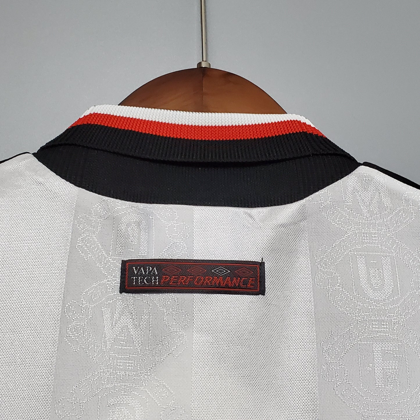Manchester United 97/98 Away
