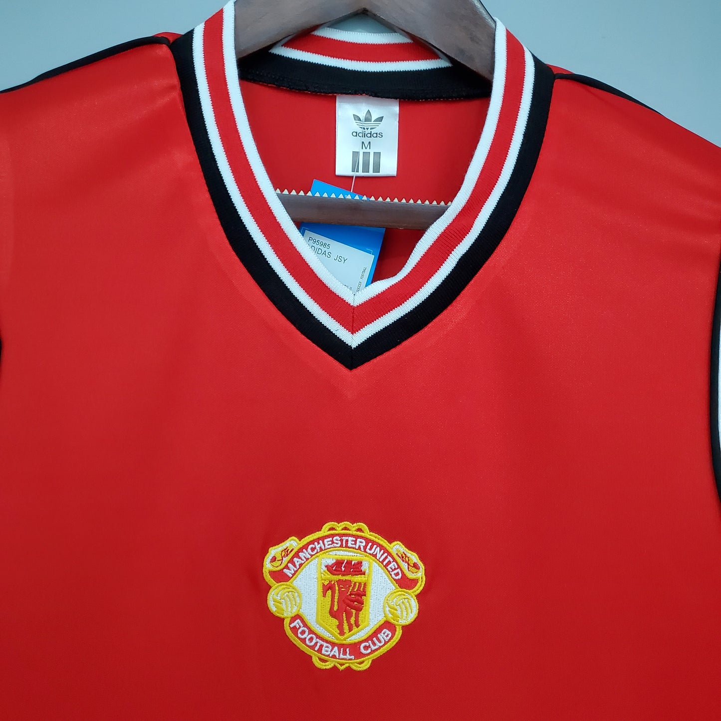 Manchester United 85/86 Home
