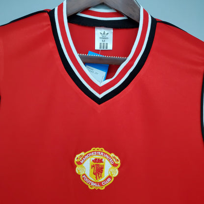 Manchester United 85/86 Home