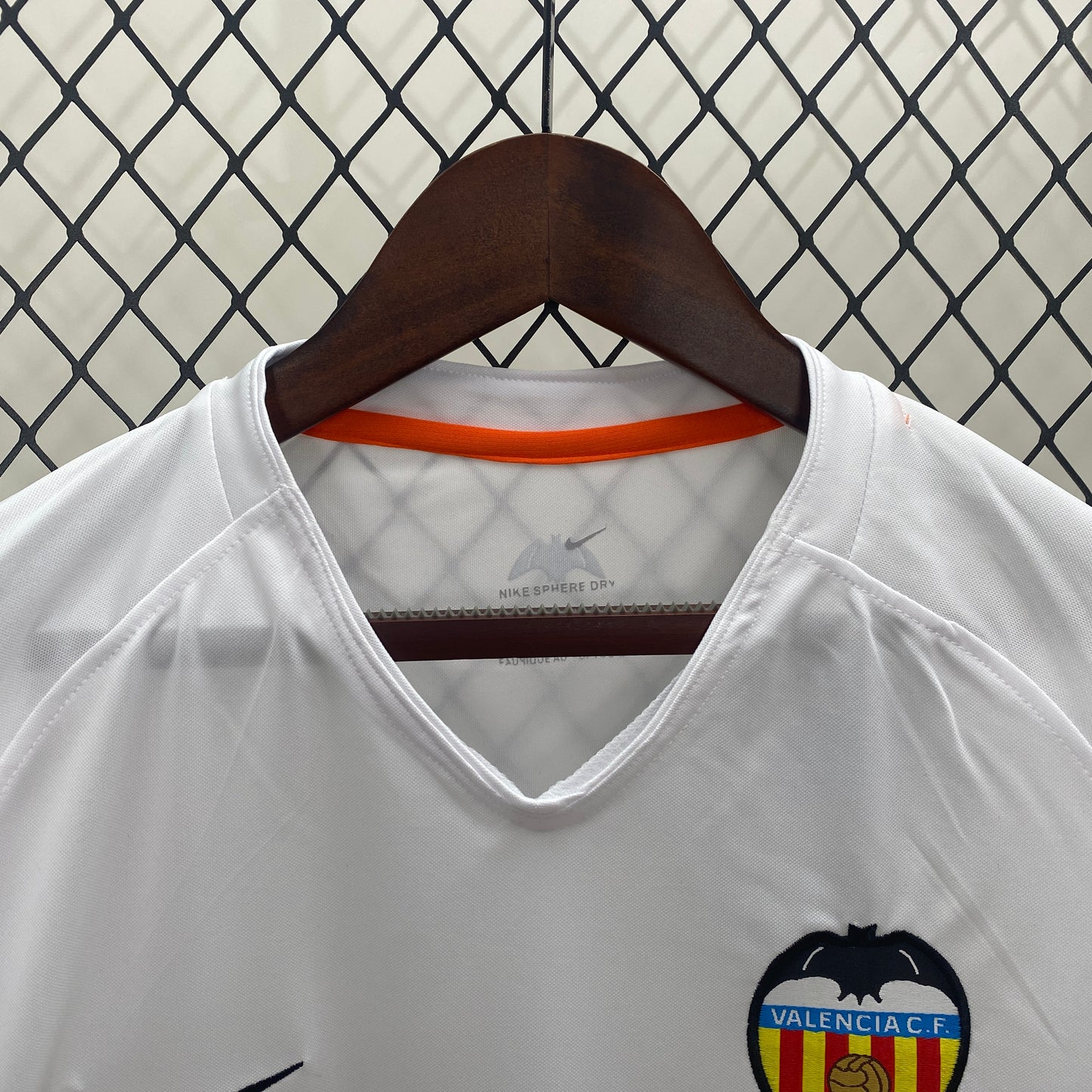 Valencia Home 06/07