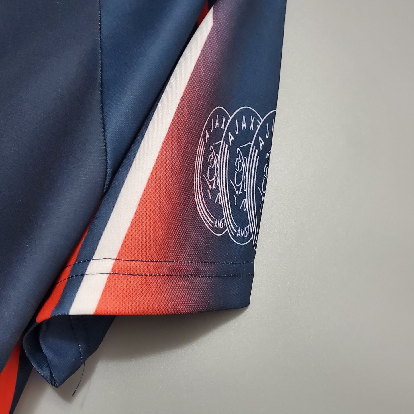 Ajax 97/98 Away