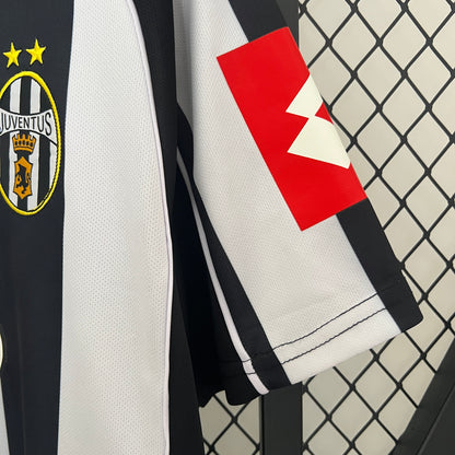 Juventus Home 02/03