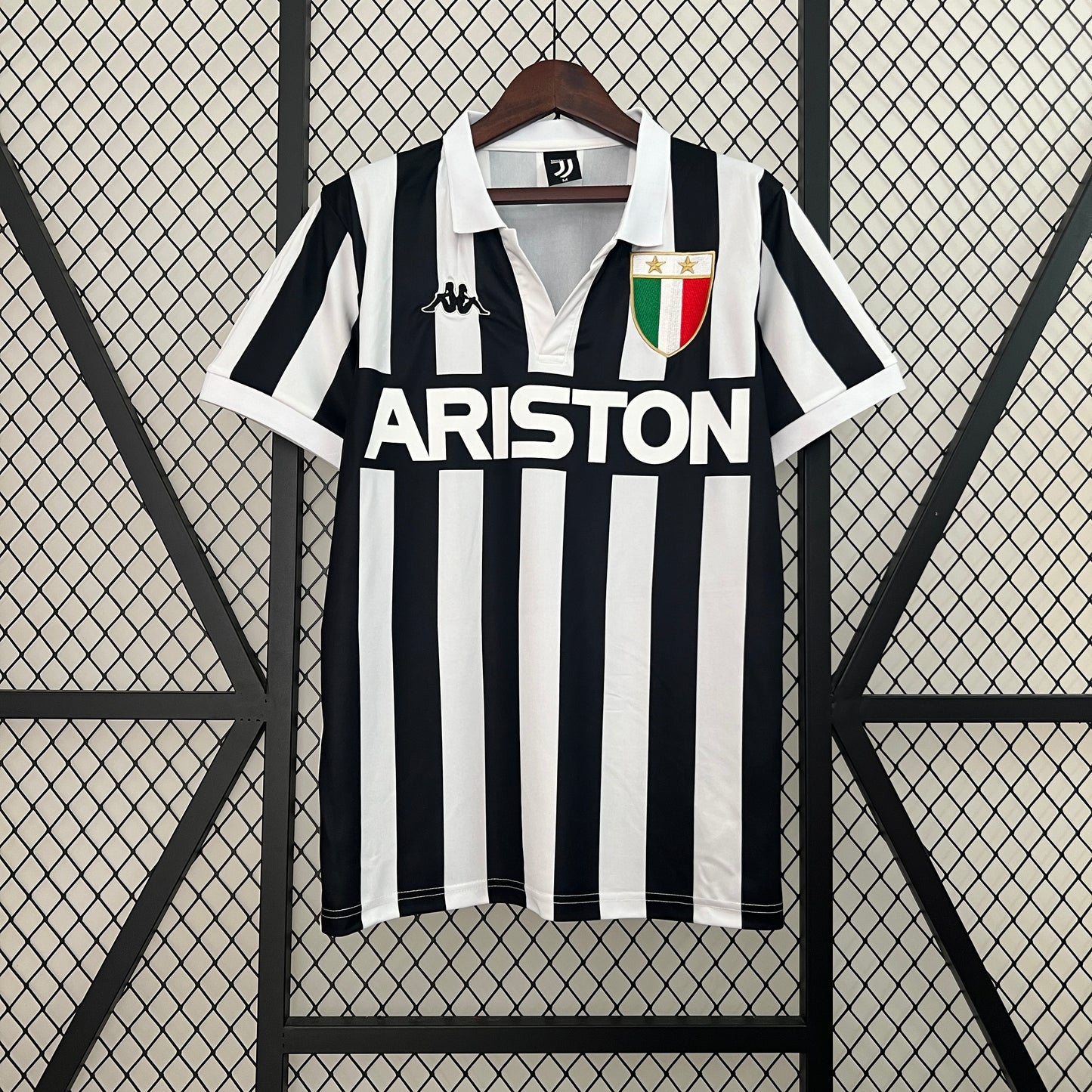 Juventus Home 84/85