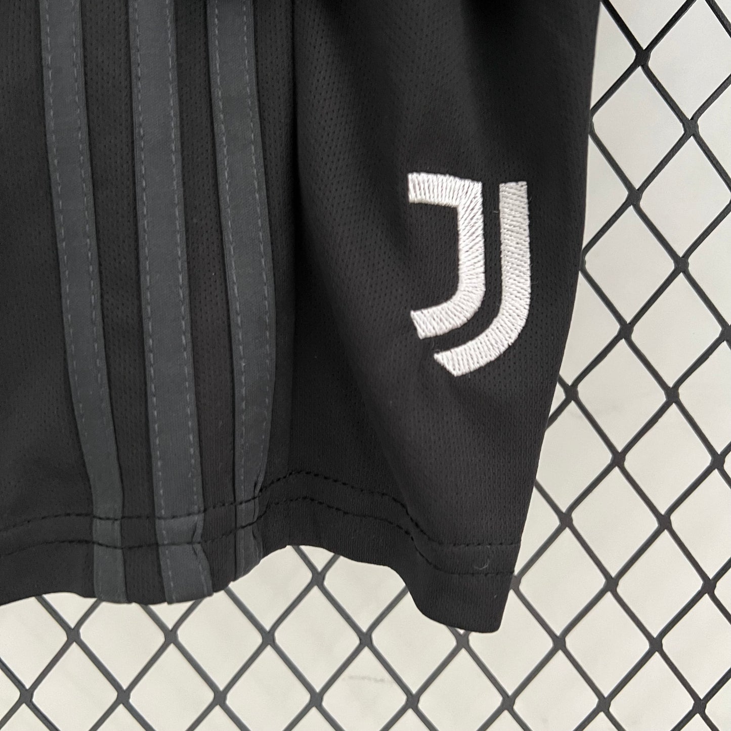 Juventos 23/24 Third