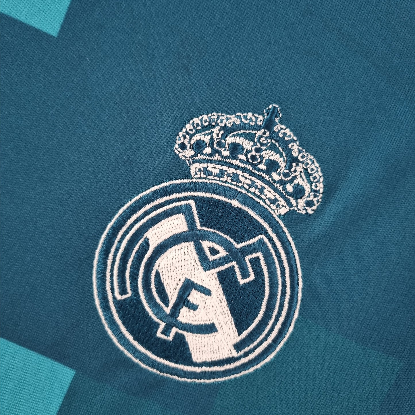 Real Madrid 17/18 Third Long Sleeve