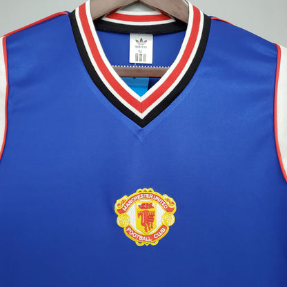 Manchester United 85/86 Away