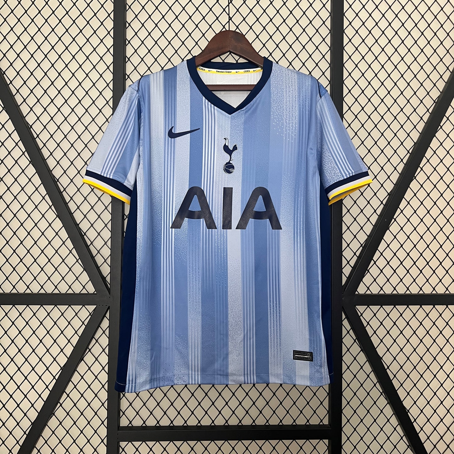 Tottenham 24/25 Away