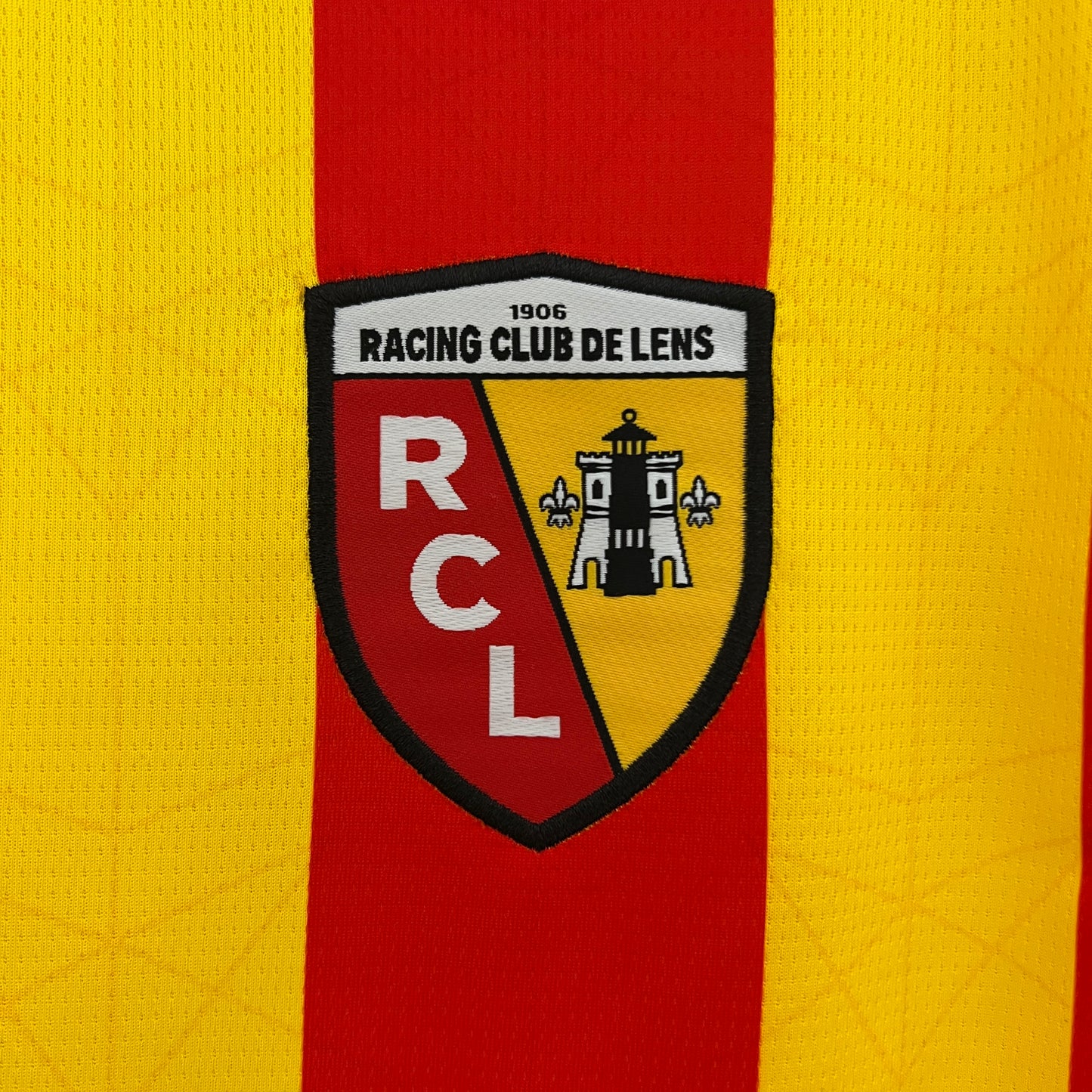 Lens Home 24/25