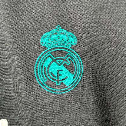 Real Madrid 17/18 Away