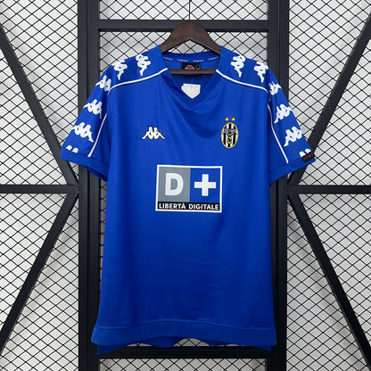 Juventus Away 99/00