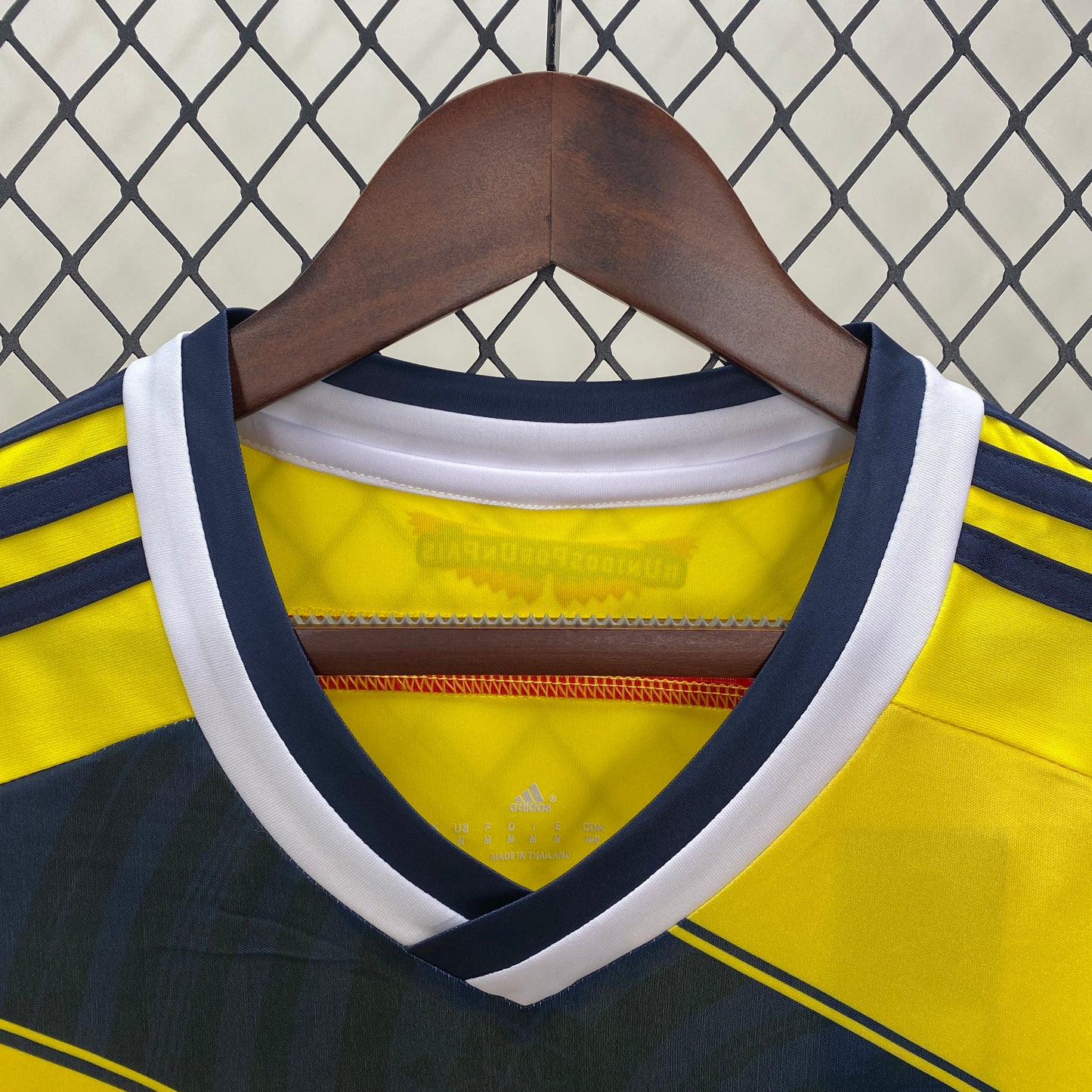 Colombia Home 2014