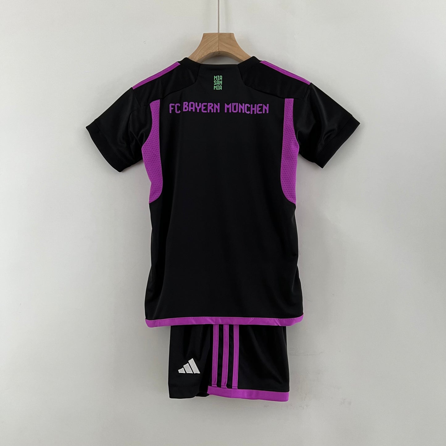 Bayern Munich 23/24 Away