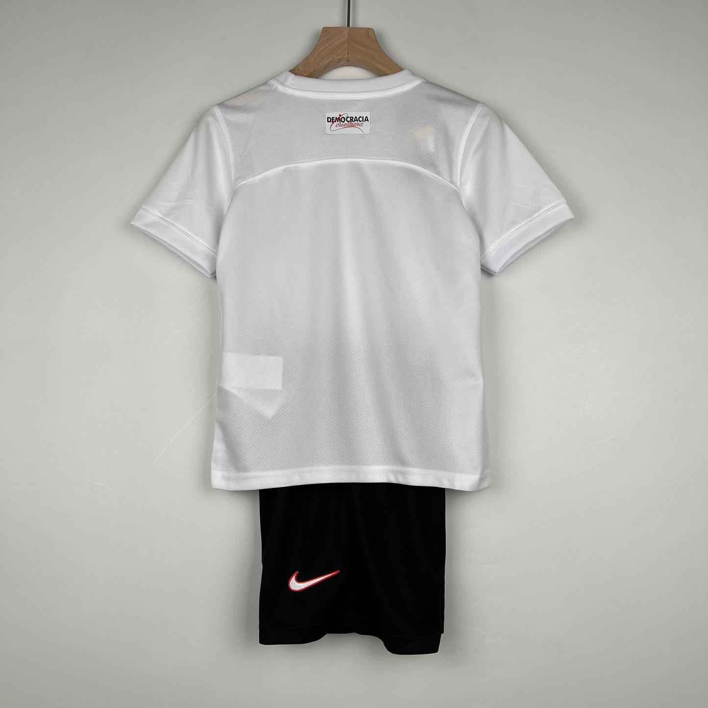 Corinthians 23/24 Home