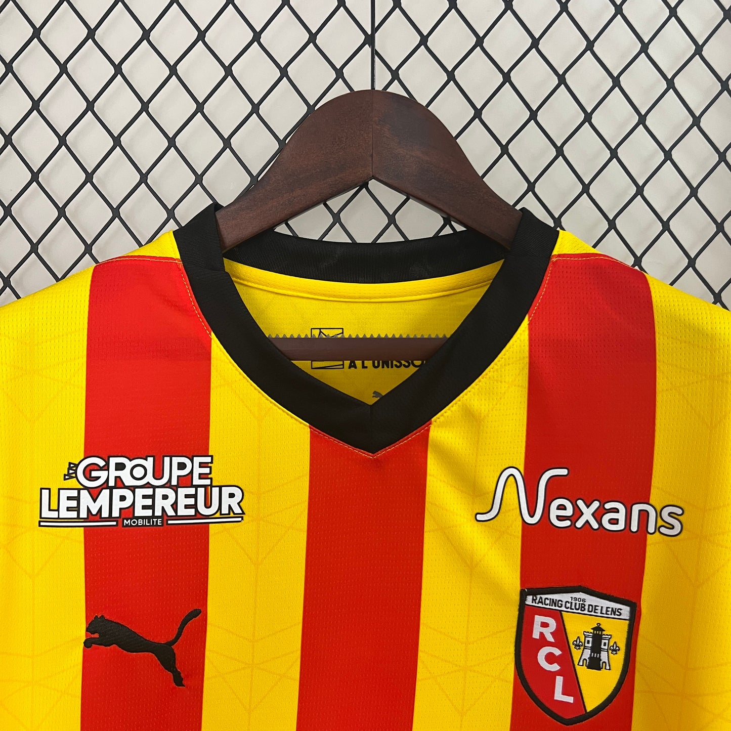 Lens Home 24/25