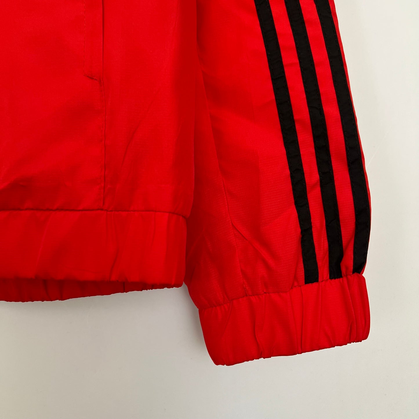 Red Windbreak