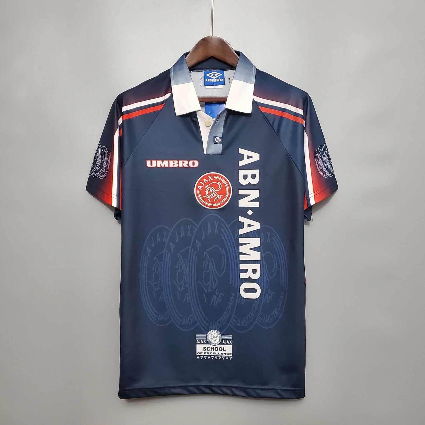 Ajax 97/98 Away