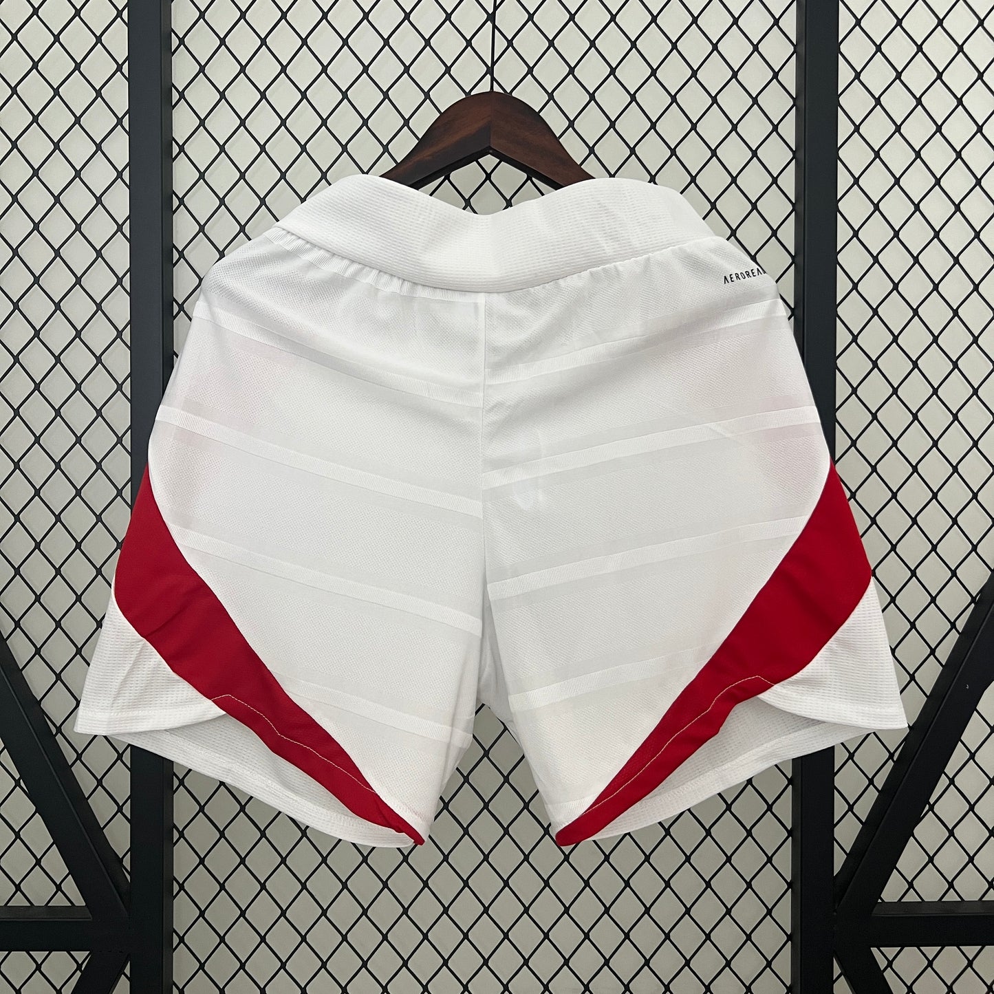 Manchester United White 24/25
