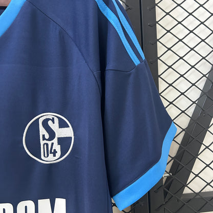Schalke 04 10/11 Away