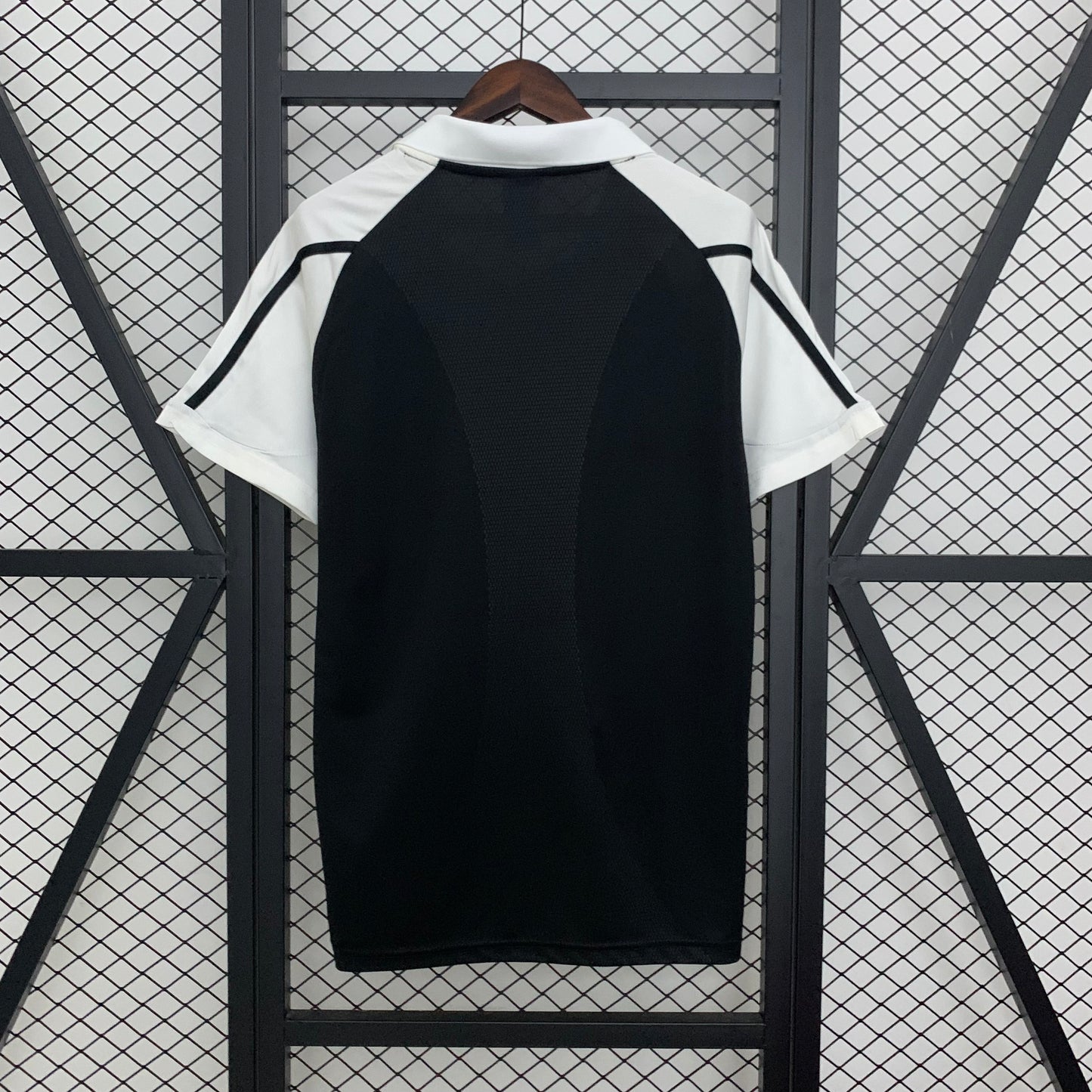 Real Madrid 01/02 Away