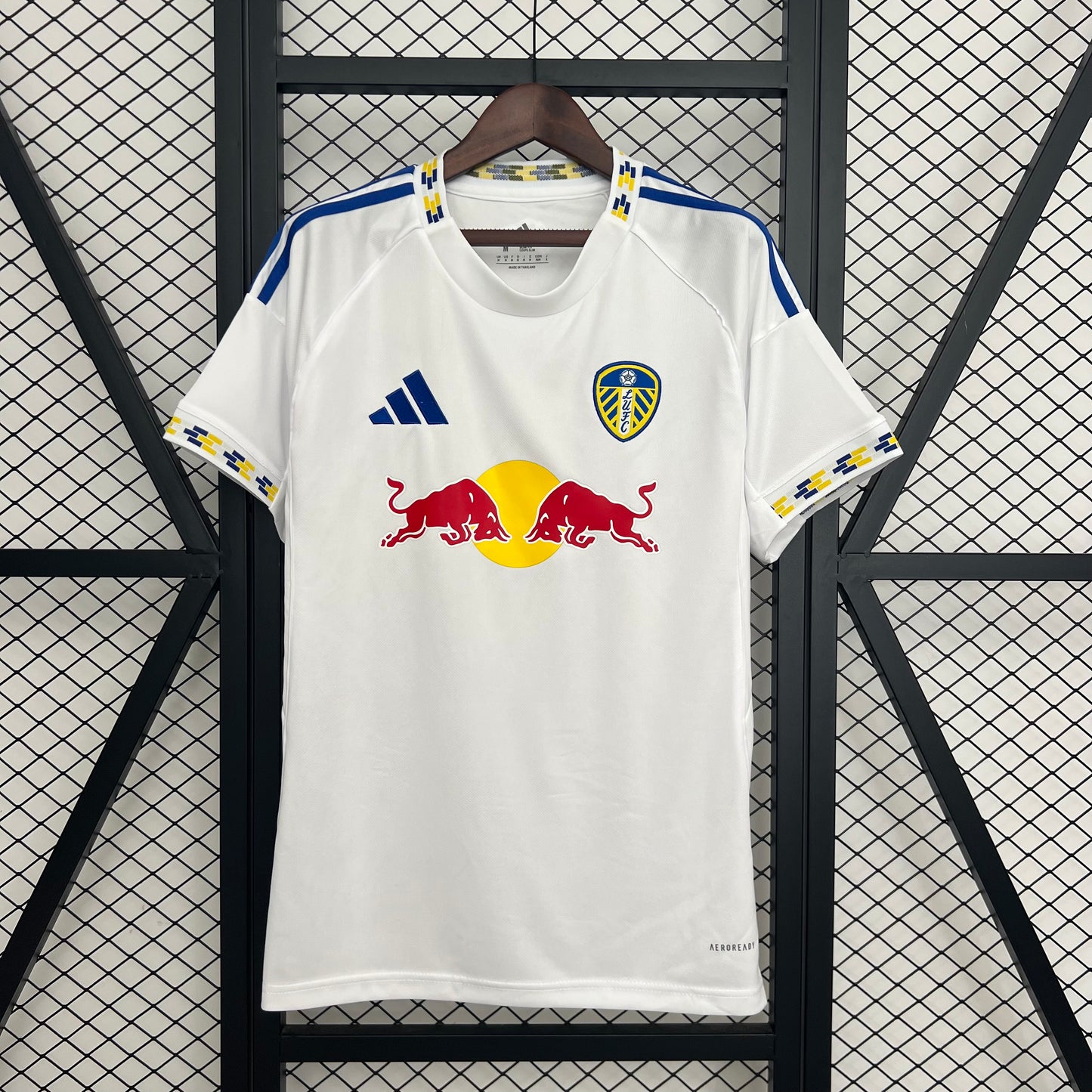 Leeds 25/26 Home