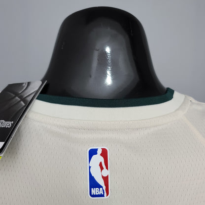 Milwaukee Bucks Egg White
