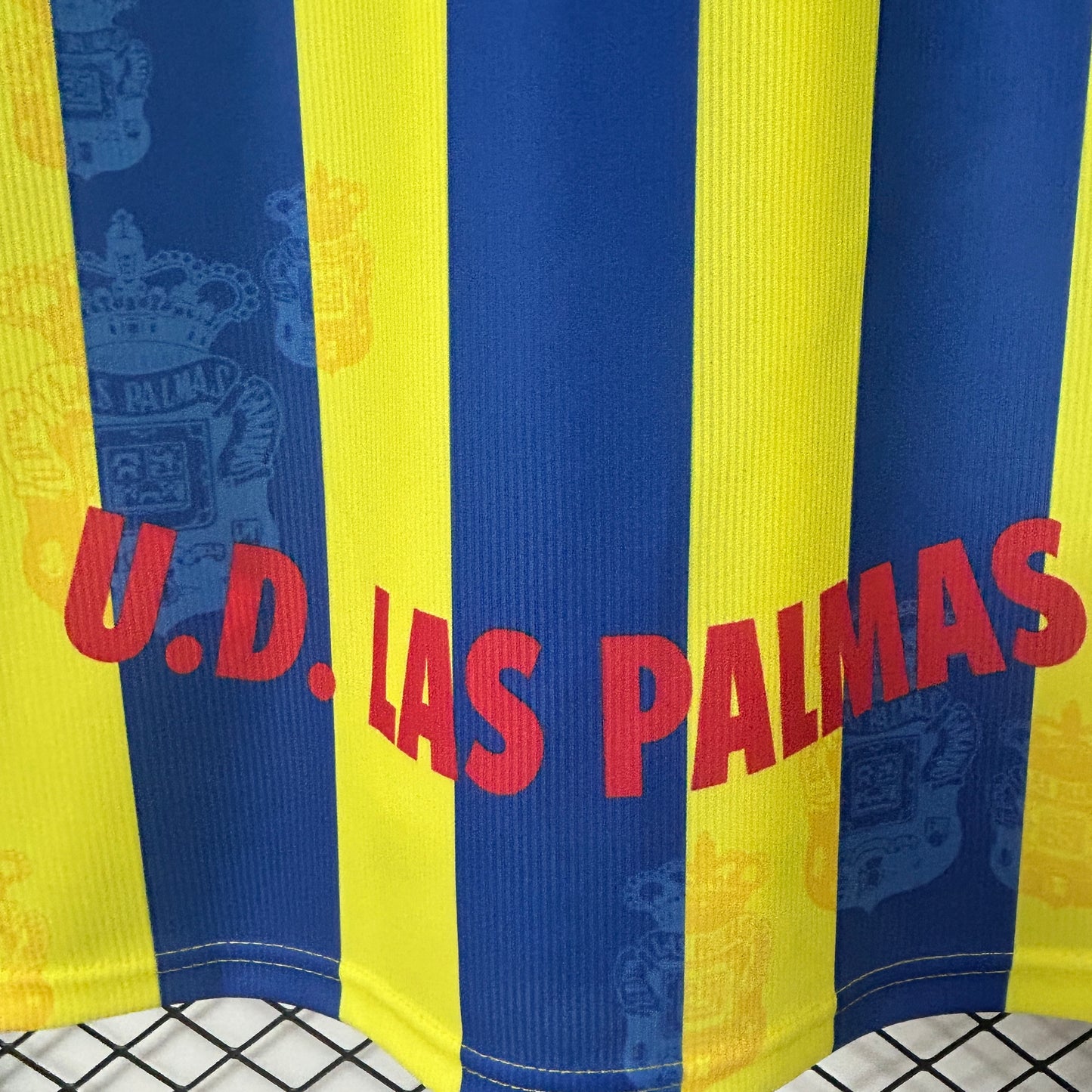 Las Palmas Away 98/99