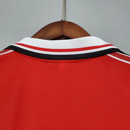 Manchester United 98/99 Home