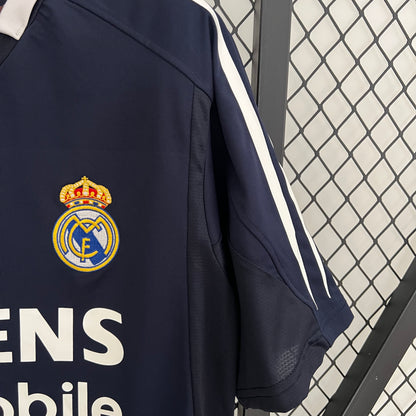 Real Madrid 04/05 Away