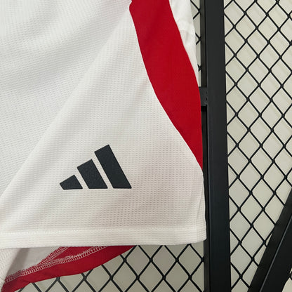 Manchester United White 24/25