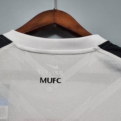 Manchester United 10/11 Champions League Version Away