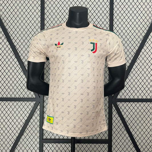 Juventus co-branded Version 24/25