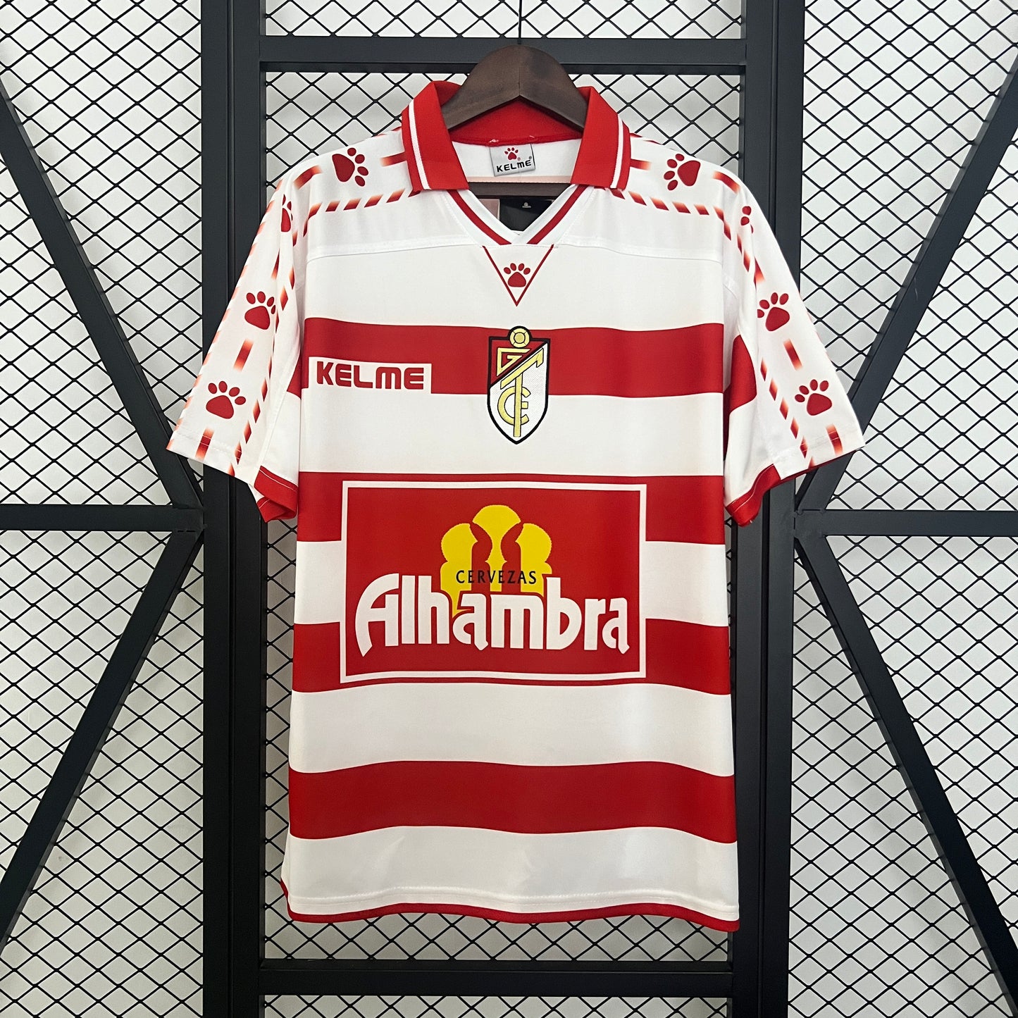 Granada Home 97/98