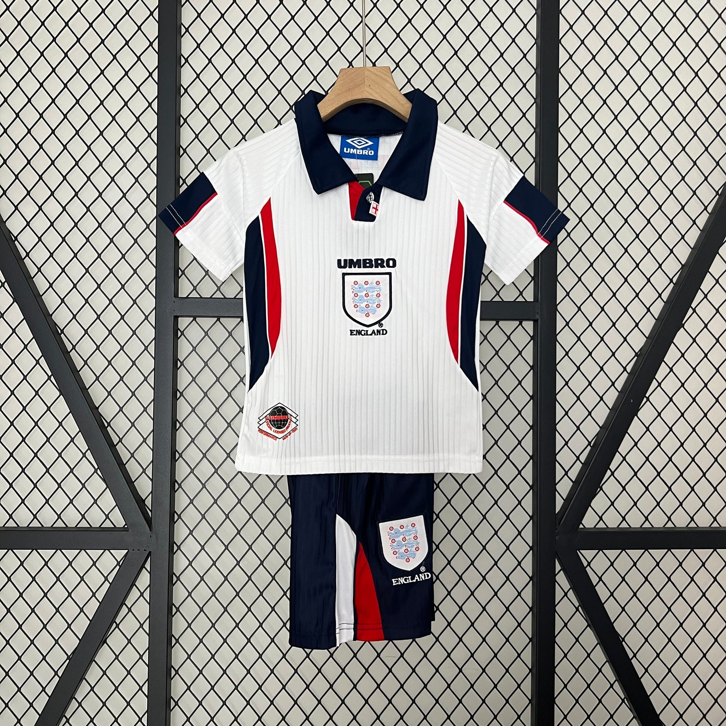England Home Kids 1998