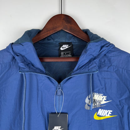 Nike Windbreak
