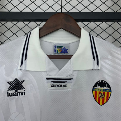 Valencia 99/00 Home