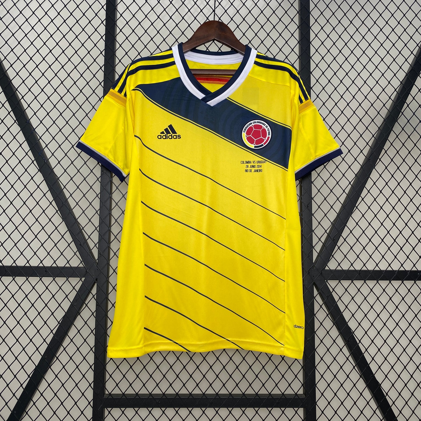 Colombia Home 2014