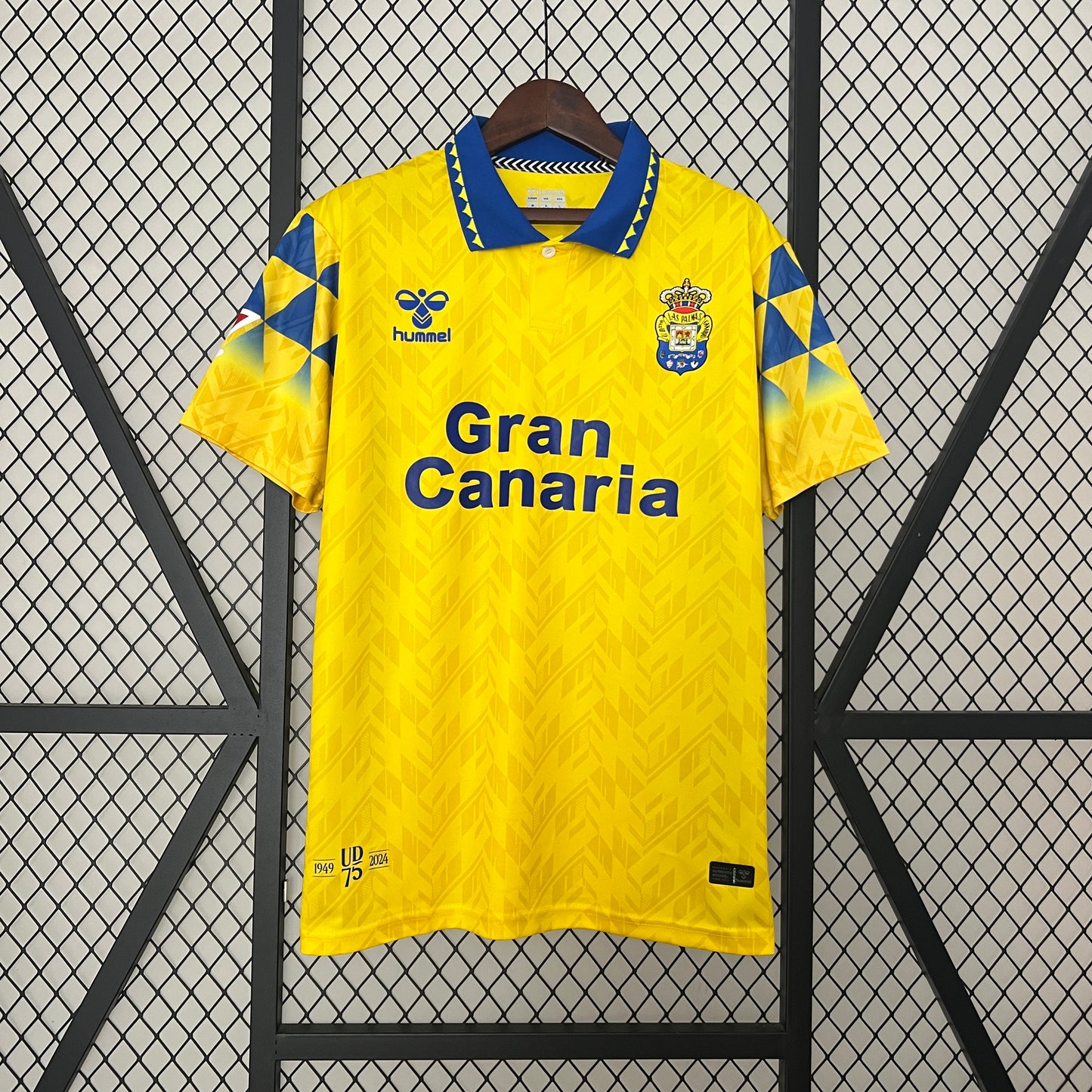 Las Palmas Home 24/25