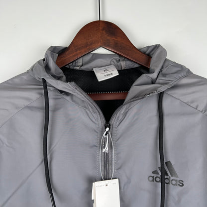Adidas Windbreak