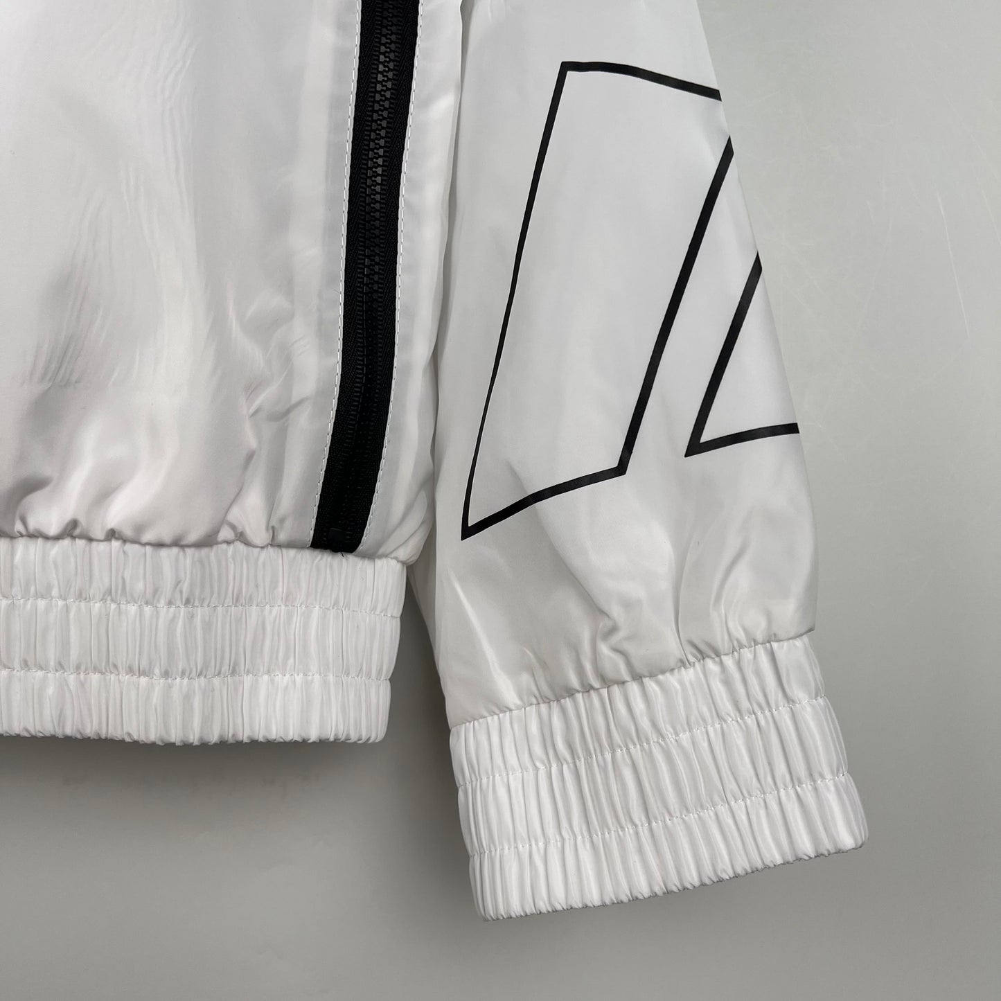 Adidas Windbreak