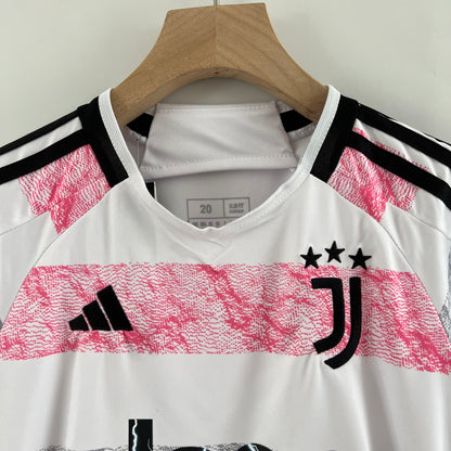 Juventos 23/24 Away