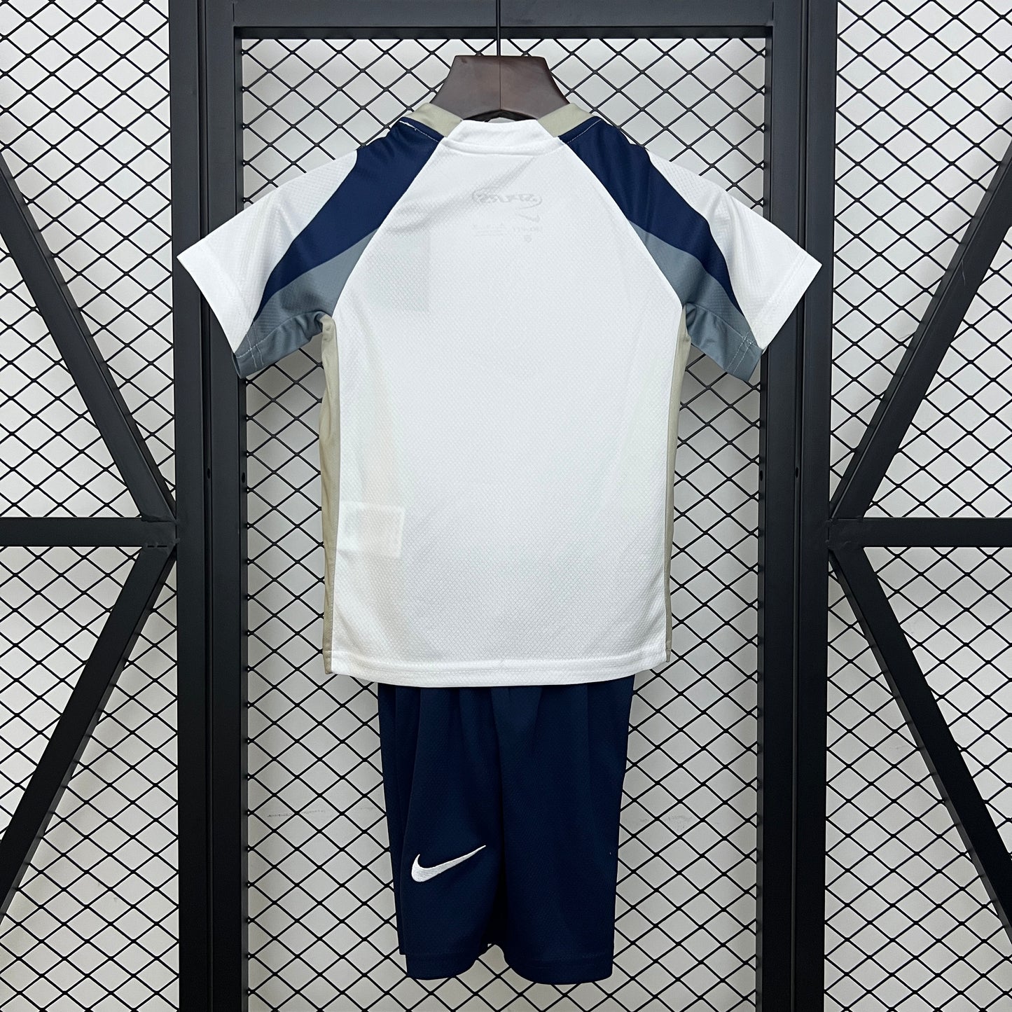 Spurs 25/26 Home