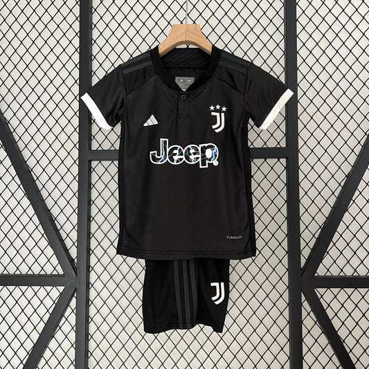 Juventos 23/24 Third
