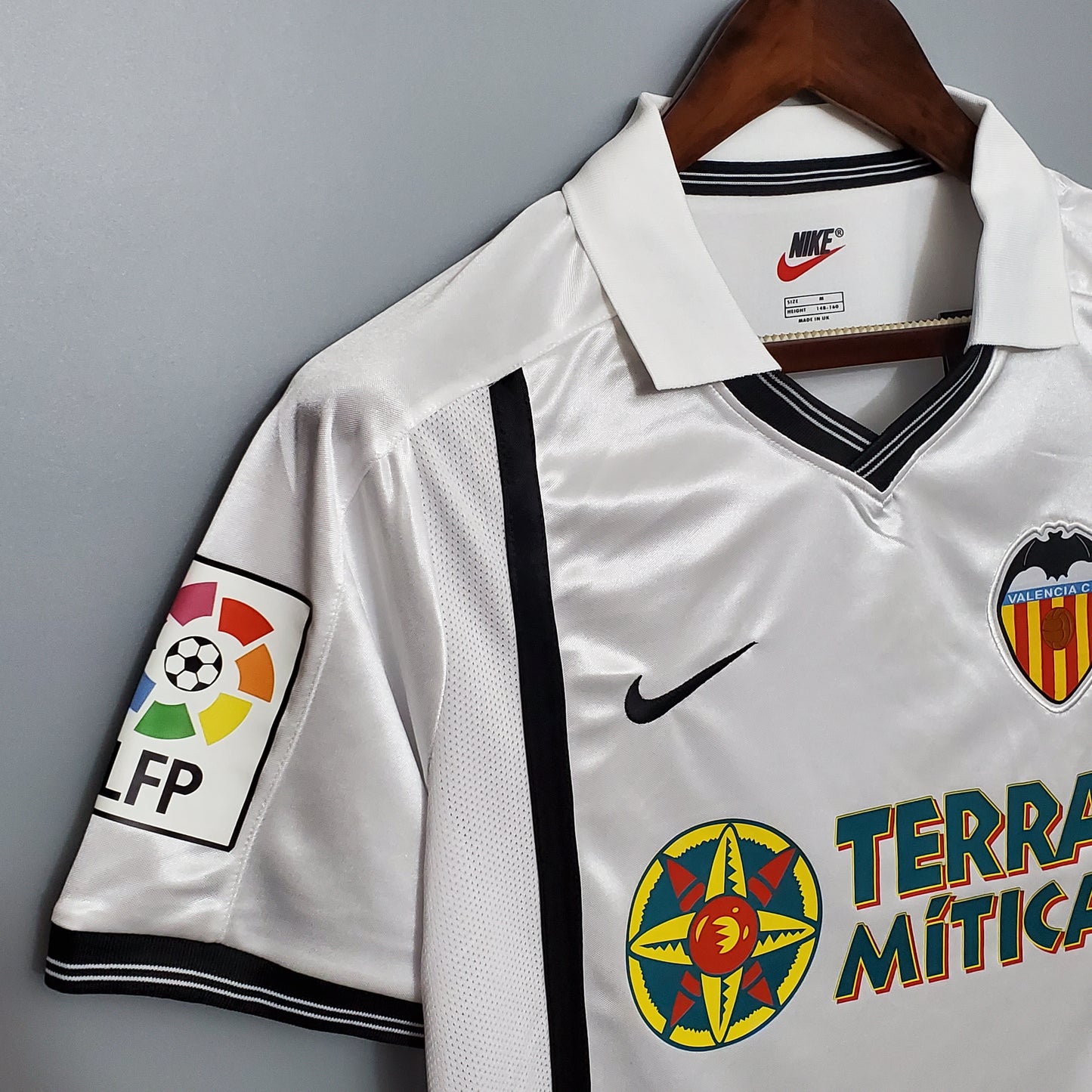 Valencia 2001 Home