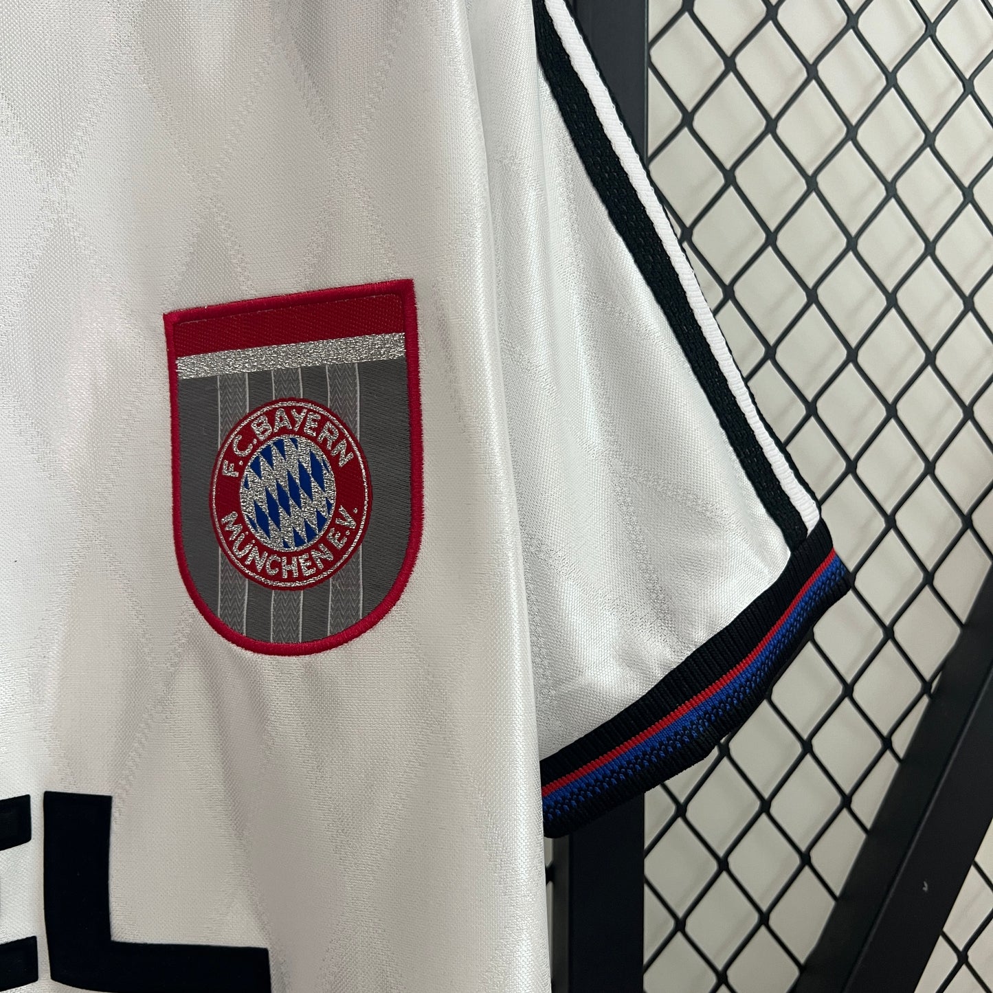 Bayern Munich Away 96/97