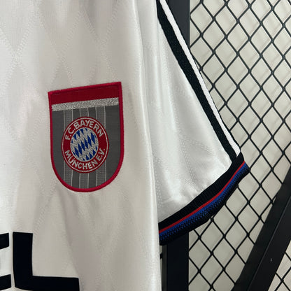 Bayern Munich Away 96/97